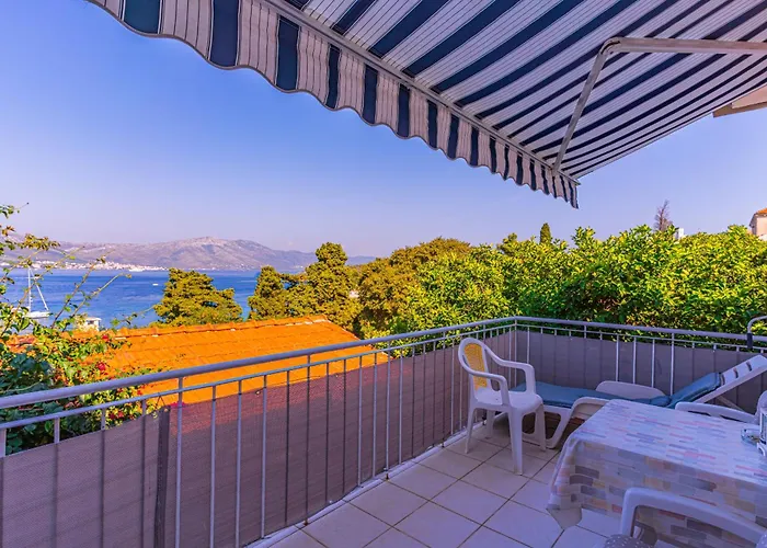Apartamento By The Sea - 9321 Korčula
