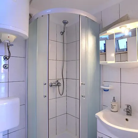 By The Sea - 9321 Korčula