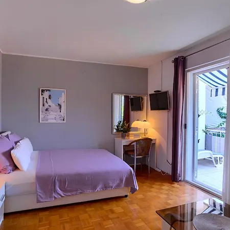 By The Sea - 9321 Korčula